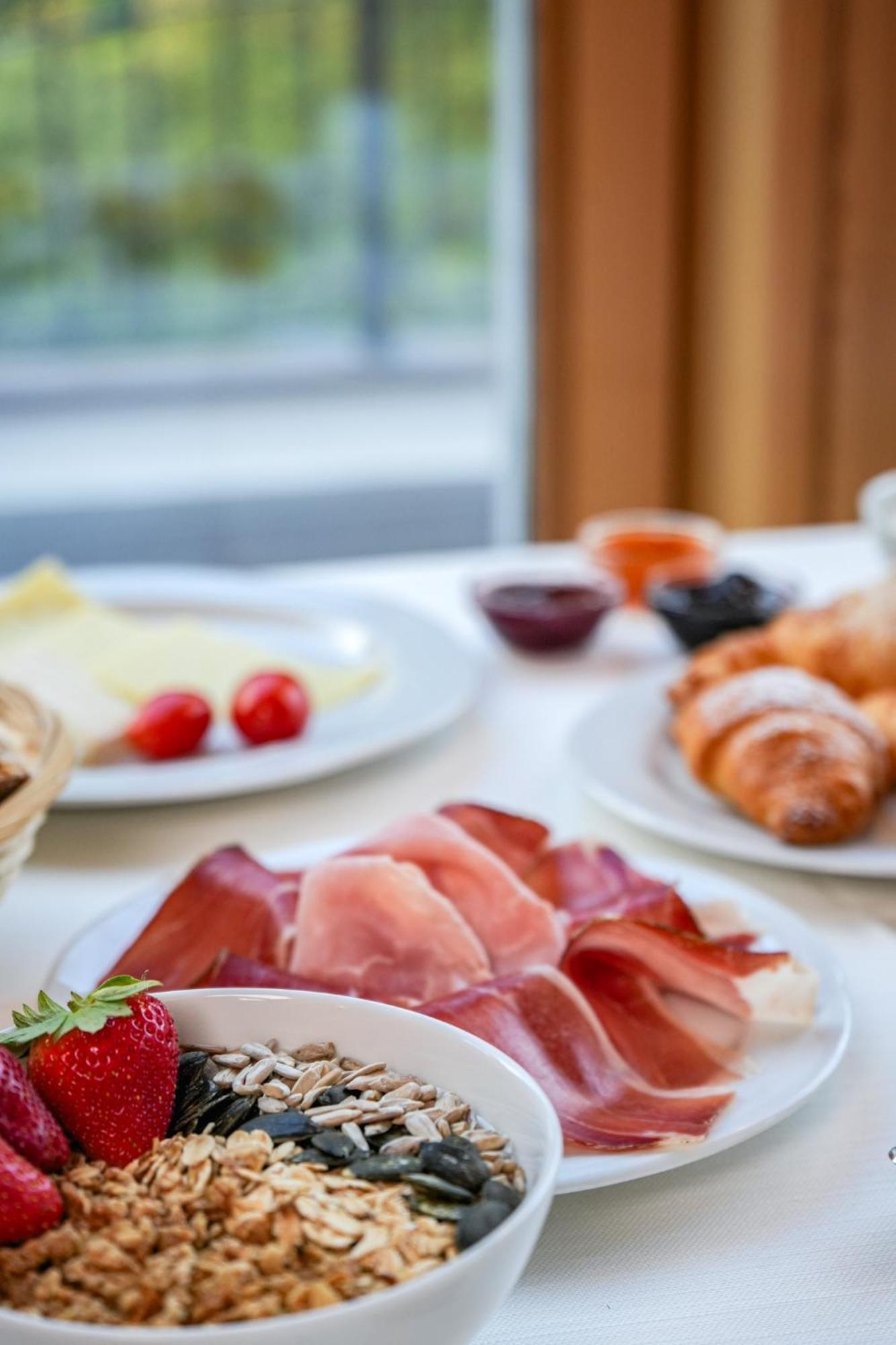 B&B Hotel Mirabel Ортизеи Экстерьер фото